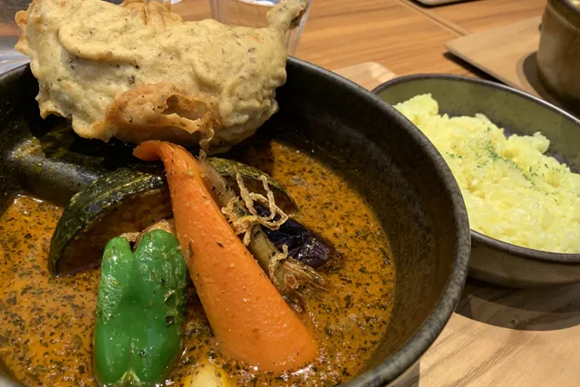 スープカレー「ピカンティ」