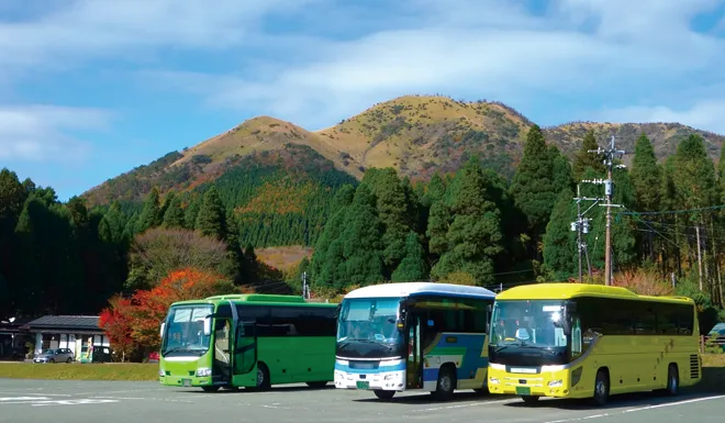 マイクロバスが停められる駐車場